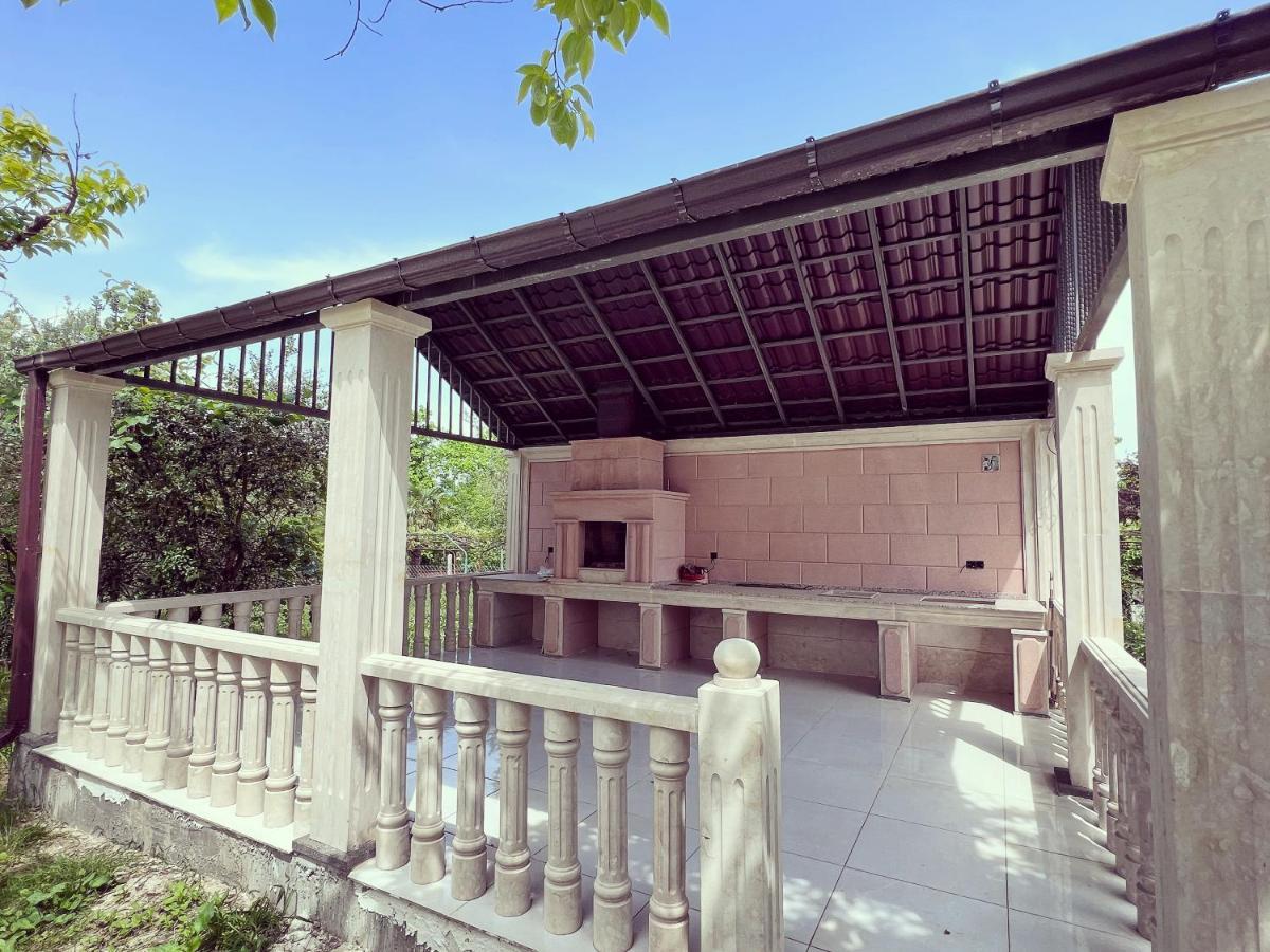 Gardenia Apartment Tskaltubo Luaran gambar