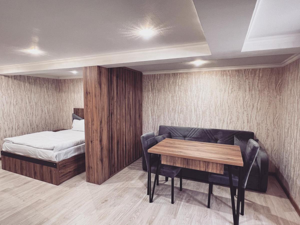 Gardenia Apartment Tskaltubo Luaran gambar